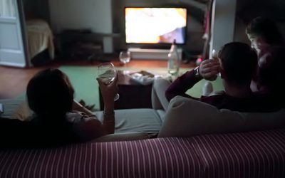 Confirmado: ver la tele aumenta el riesgo de ETV