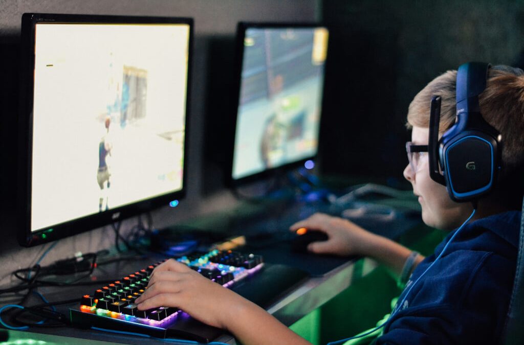 Pausas de seis minutos para andar ayudan a reducir el riesgo de trombosis en los ‘gamers’